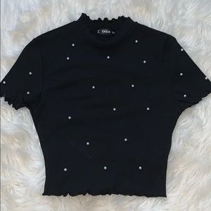 Black Lettuce Trim Pearl Top (cropped)